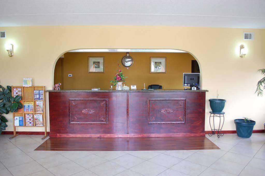 Executive Inn Scottsville Exteriér fotografie